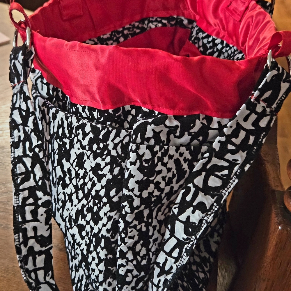 Purse - Picture 2 of 9